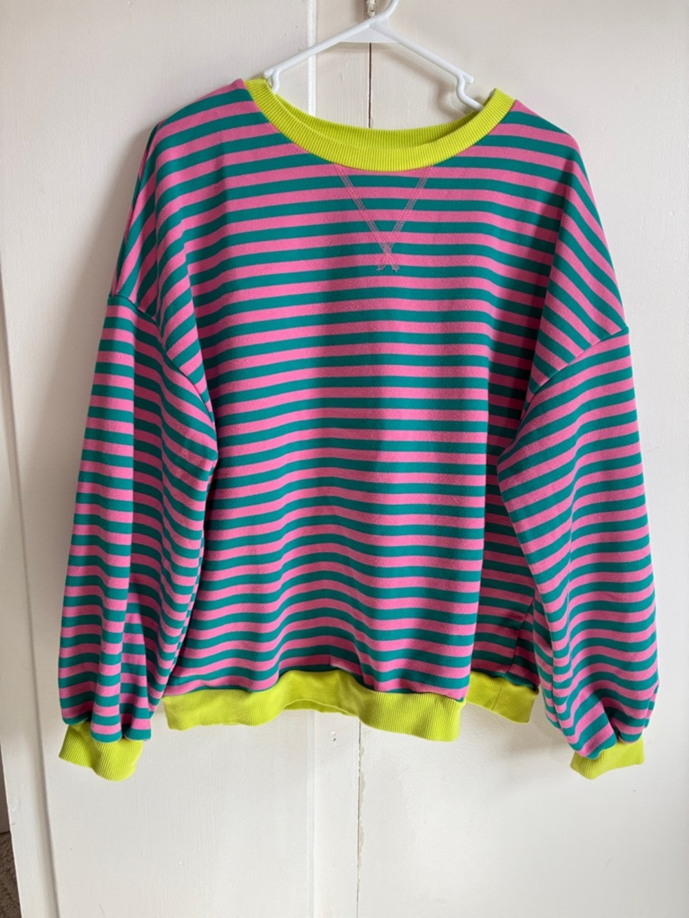UEU Oversized Striped Crewneck Long Sleeve Color Block Pullover
Sweatshirt - Picture 6 of 11